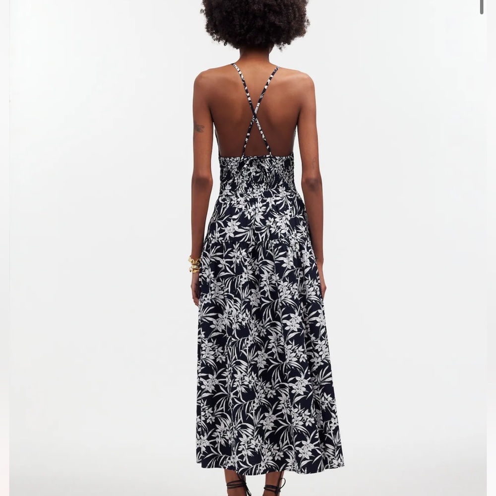 Madewell Smocked Halter Midi Dress in Poplin - Picture 4 of 10